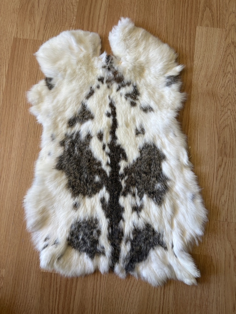 B0019 rabbit pelt crafts decor